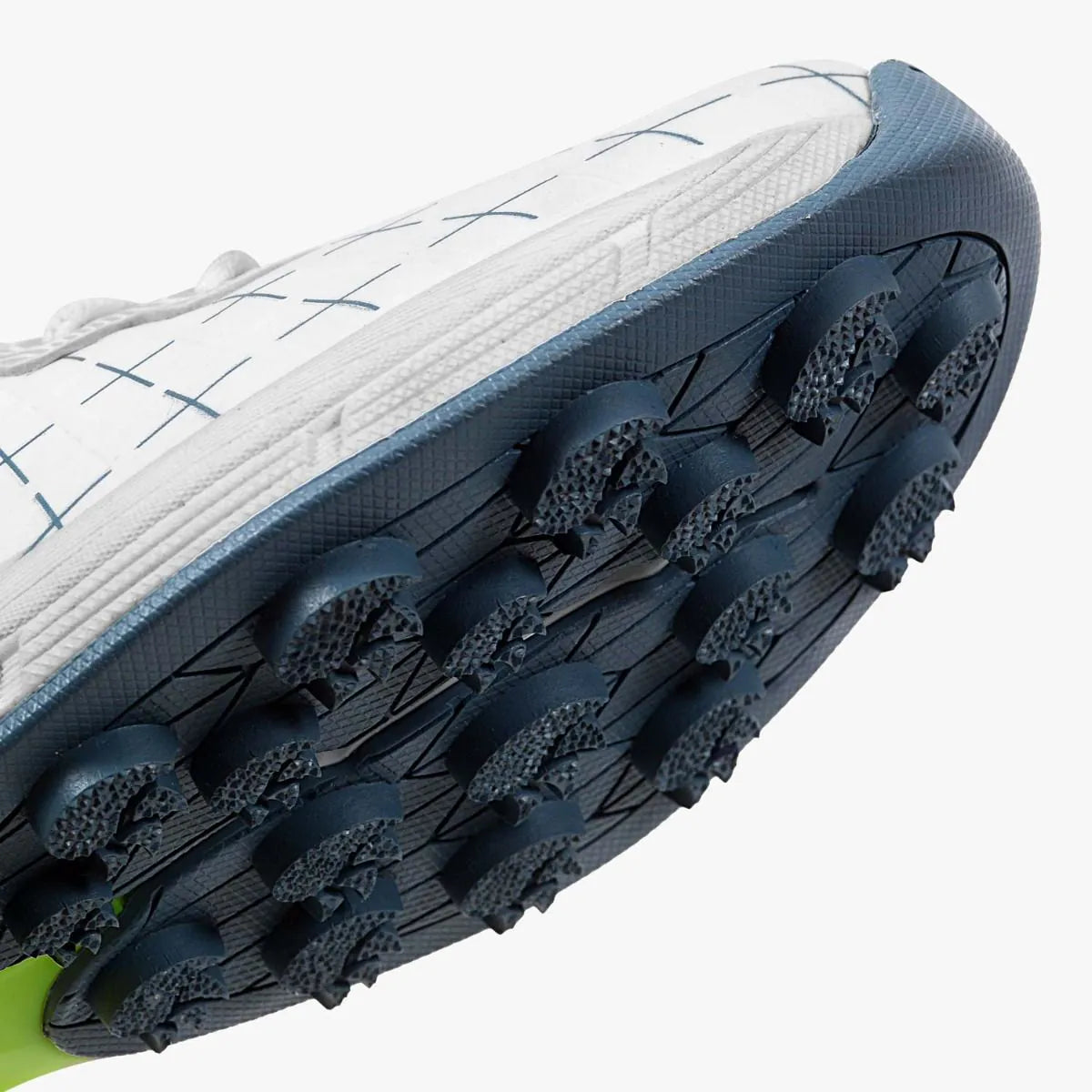 DSC Biffer 22 Cricket  Shoes