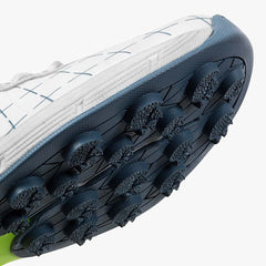 DSC Biffer 22 Cricket  Junior Shoes-2