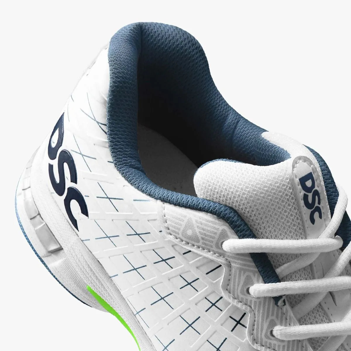 DSC Biffer 22 Cricket  Junior Shoes-3